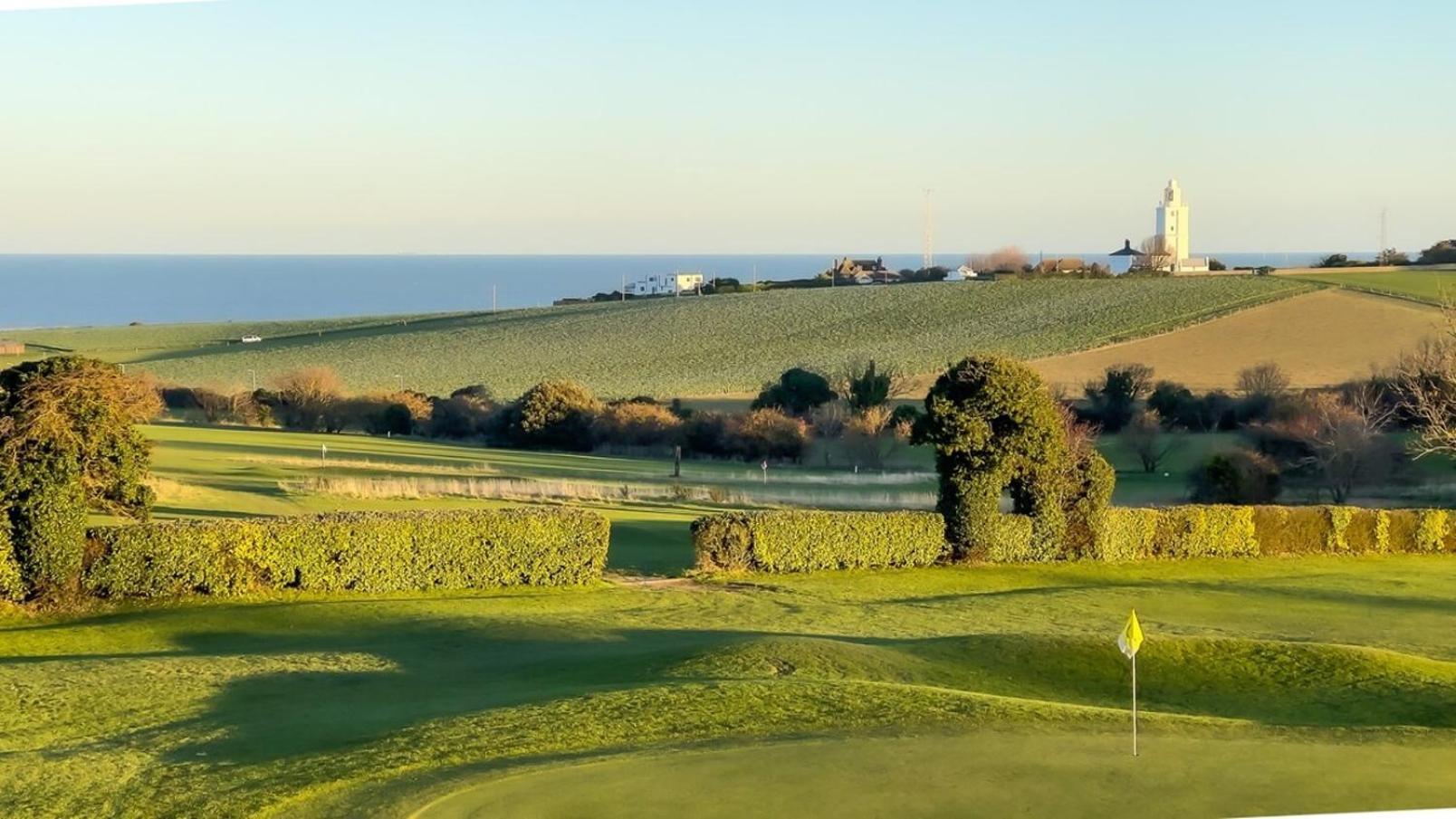Luxury Ocean & North Foreland Golf View By Adliv Broadstairs Exterior photo