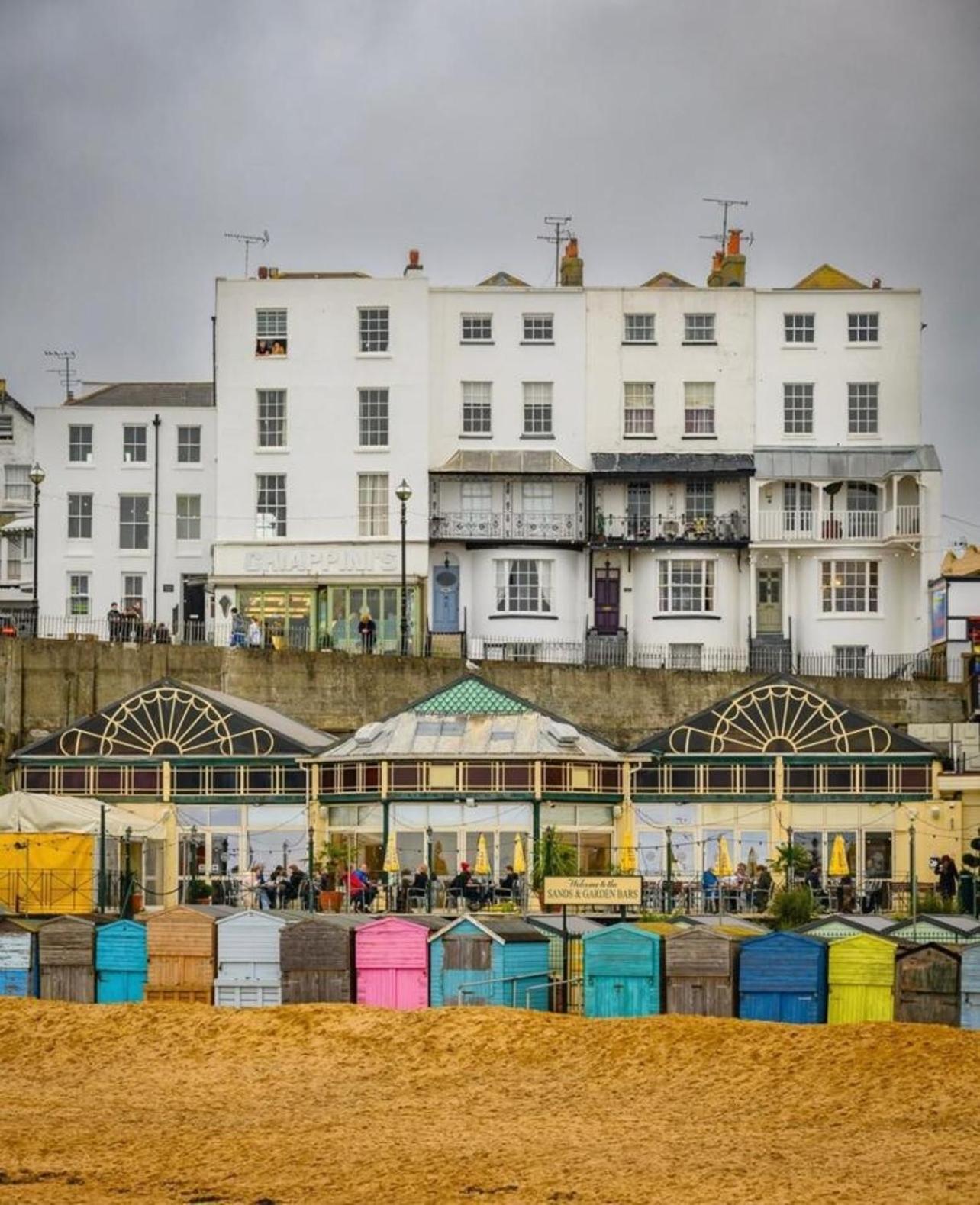Luxury Ocean & North Foreland Golf View By Adliv Broadstairs Exterior photo